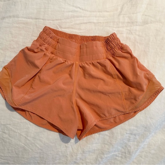 Lululemon hotty hot shorts size 2 black navy coral kiss EUC 2.5” - Picture 5 of 9